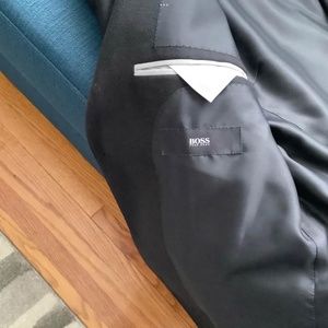 Hugo Boss Blazer like new never worn lovely blazer…"…………………….